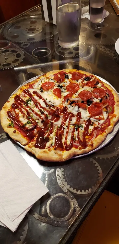 Half BBQ Chicken Half Veggie Plus Pepperoni