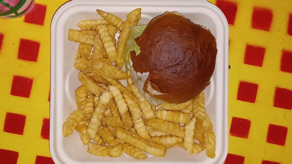 Hamburger & Fries